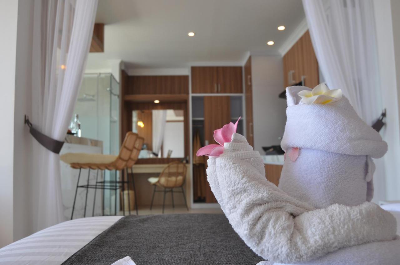 Suite Ocean Blue Batununggul 外观 照片