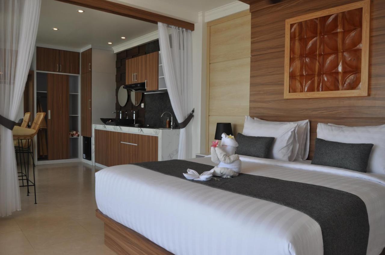 Suite Ocean Blue Batununggul 外观 照片