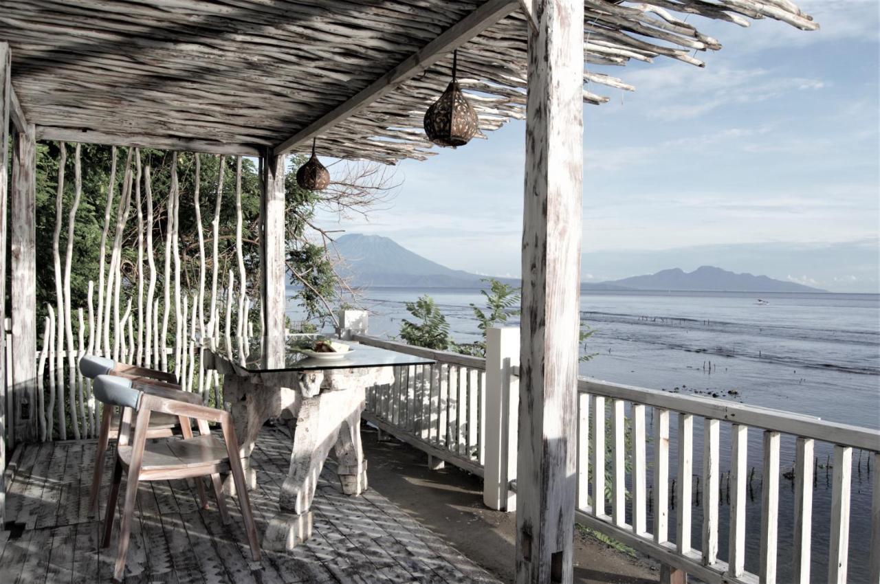 Suite Ocean Blue Batununggul 外观 照片