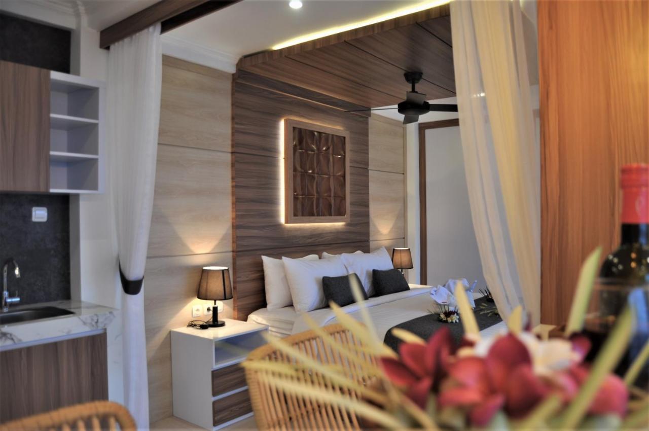 Suite Ocean Blue Batununggul 外观 照片