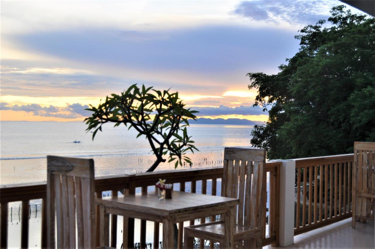 Suite Ocean Blue Batununggul 外观 照片
