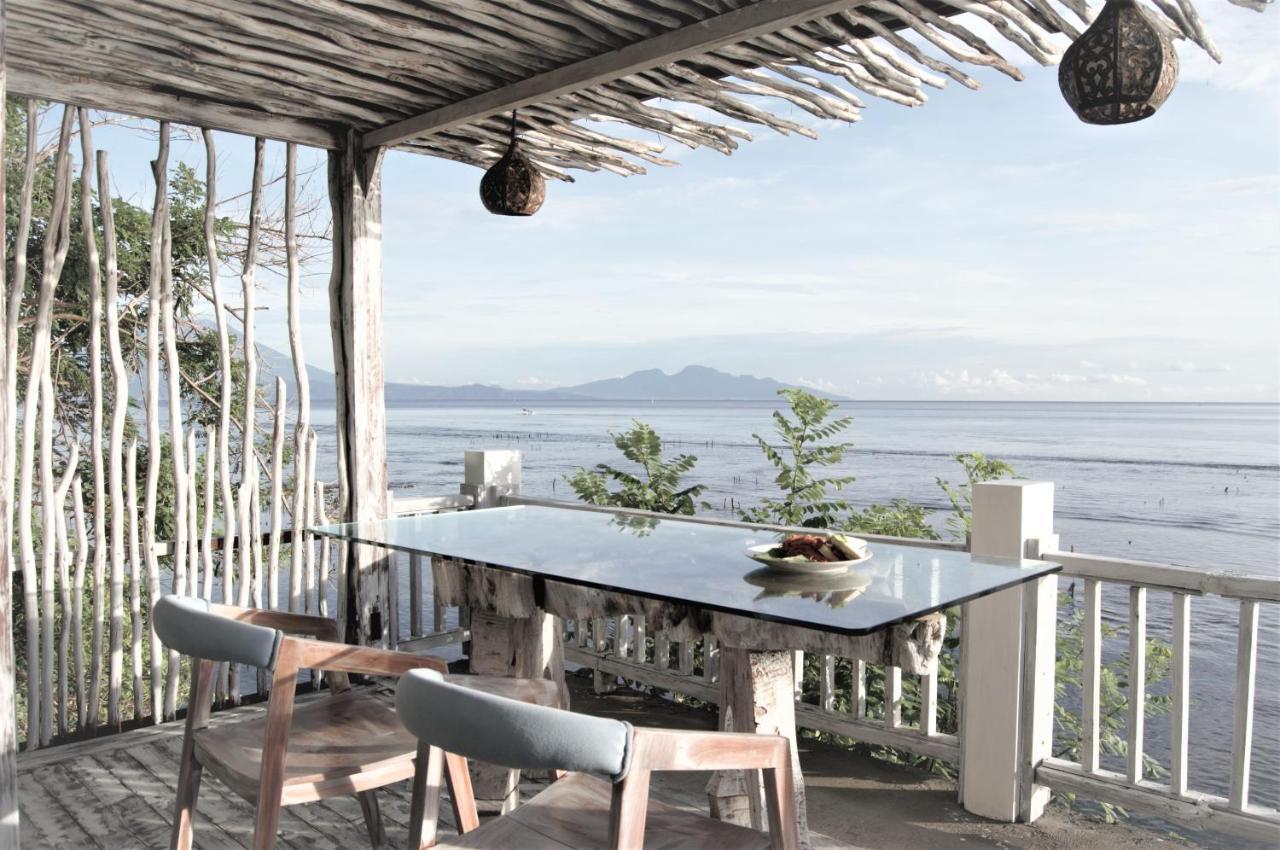 Suite Ocean Blue Batununggul 外观 照片