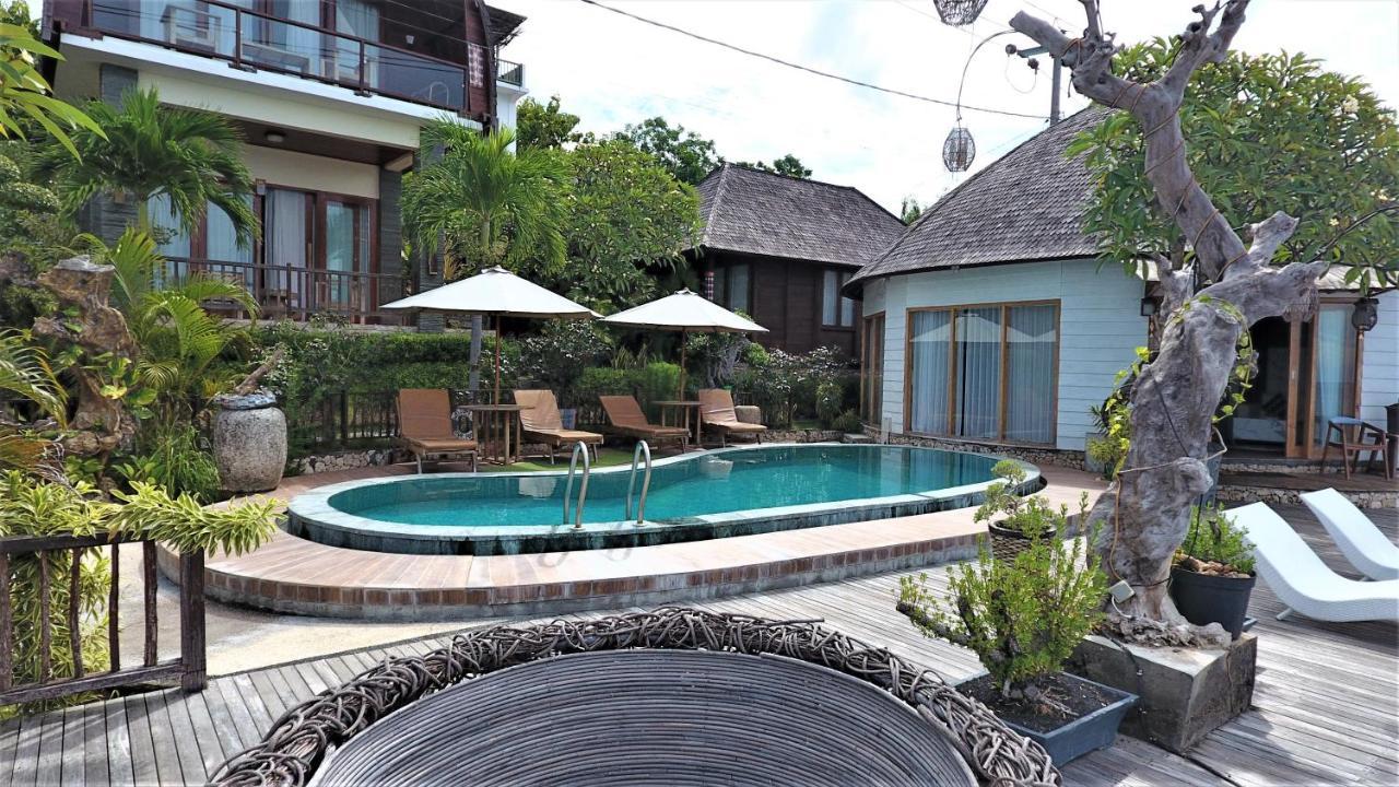 Suite Ocean Blue Batununggul 外观 照片