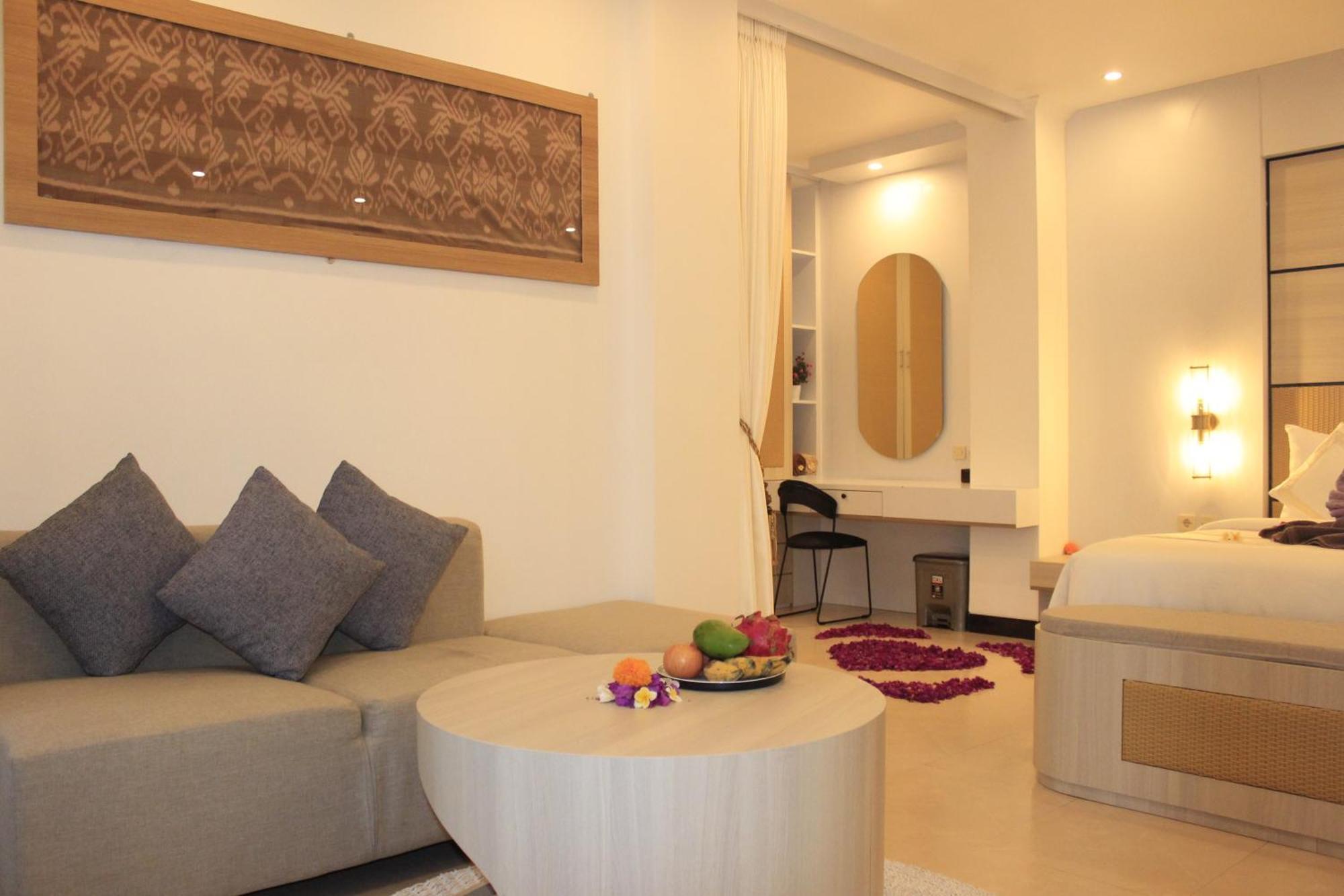 Suite Ocean Blue Batununggul 外观 照片